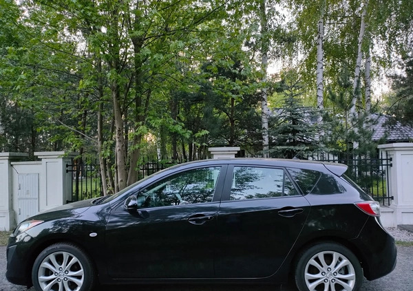 Mazda 3 cena 27777 przebieg: 119000, rok produkcji 2012 z Żyrardów małe 562